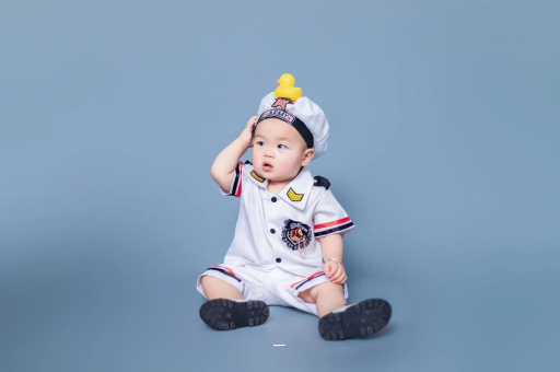 清徐宝宝不爱笑是智商低吗
